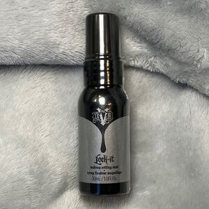 NWT KVD (Kat Von D) Lock It Makeup Setting Mist/Travel Size/Purse Size